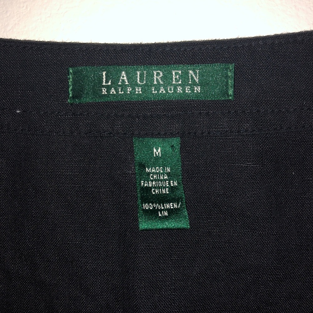 Lauren | Black linen blouse | Golden hardware | M - Picture 5 of 5